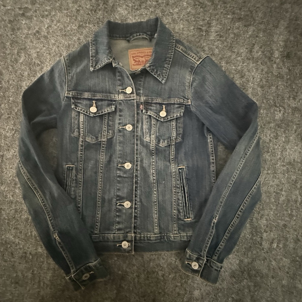 Levis Womens Denim Trucker Jacket Small Blue Dark Wash Button Front Jean